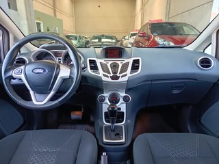 Ford Fiesta 1.4 TITANIUM AUTOMATICO 2010
