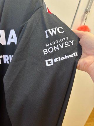 Camiseta AMG Petronas F1 Manga Larga Negra