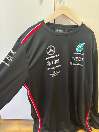 Camiseta AMG Petronas F1 Manga Larga Negra