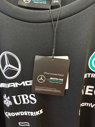 Camiseta AMG Petronas F1 Manga Larga Negra
