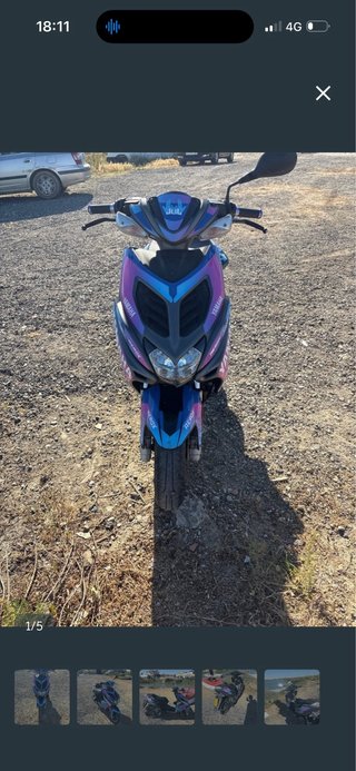Yamaha Aerox 49cc 4T Azul/Rosa