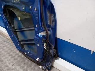 PUERTA TRASERA IZQUIERDA MAZDA 3 BERLINA (BK) Y6