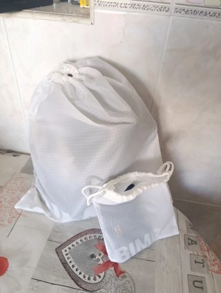 Bolso Bimba y Lola Negro Piel Trapecio mediano