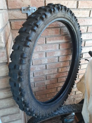 Neumático Motocross