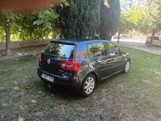 Volkswagen Golf 2004