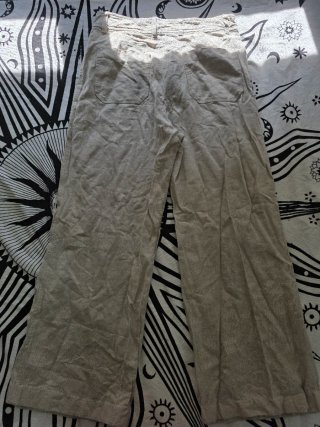 Pantalón beige mujer