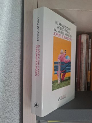 El abuelo que volvio para salvar al mundo / J.J.
