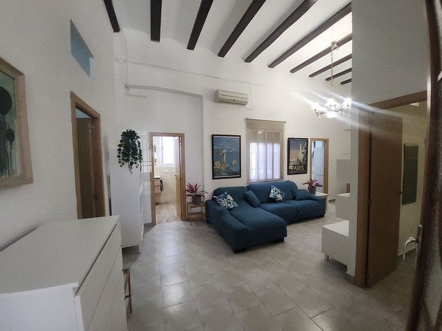Chalet en alquiler en El Cabanyal- El Canyamelar en Valencia - Imagen 3