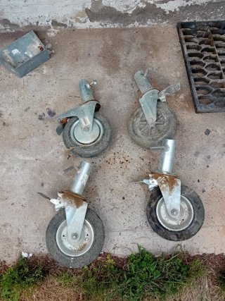 Ruedas para andamio (8unidades)