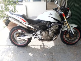 Honda CB 600 Hornet Blanca