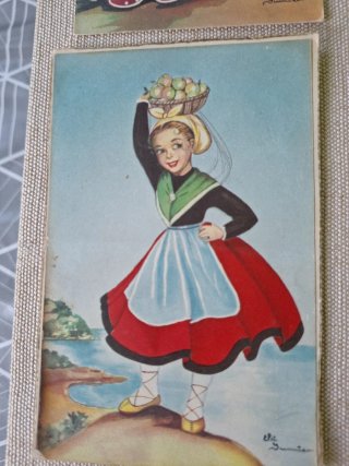 Postal años 50 con traje regional