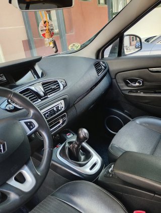 Renault Scenic 2012