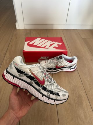 Nike P6000 Blancas Rojas y Dorado