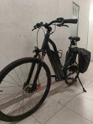 Bici Eléctrica Riverside 100 Negra