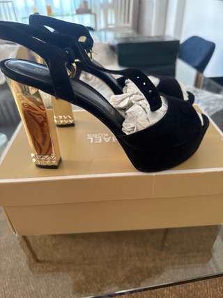 Sandalias Michael Kors Talla 38 Tacón Dorado