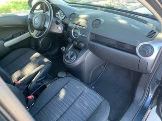 Mazda 2 2009