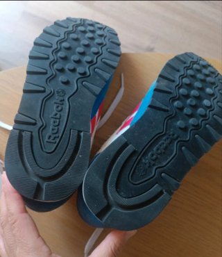 Zapatillas Reebok Clásicas Azul y Blanco