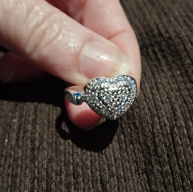 Anillo Corazón Brillante Plata de Ley