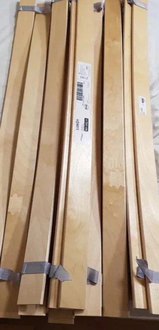 Cama individual de madera Ikea