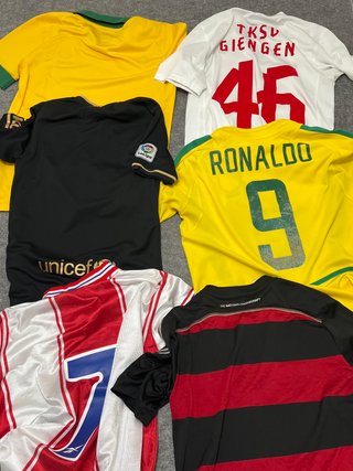 Lote de 15 camisetas de futbol  Mezcladas