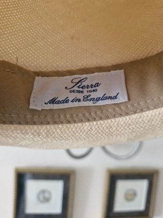 Sombrero Panamá Beige con Cinta Multicolor