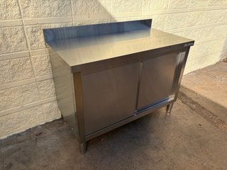Mesa de trabajo acero inoxidable 1.2m