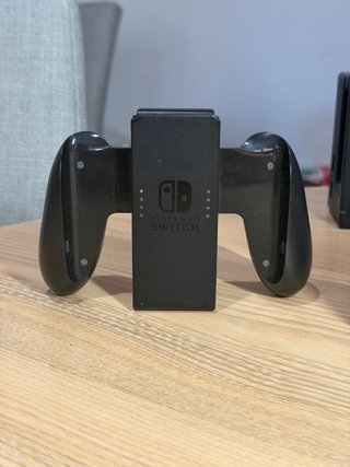 Nintendo Switch V2 + Accesorios