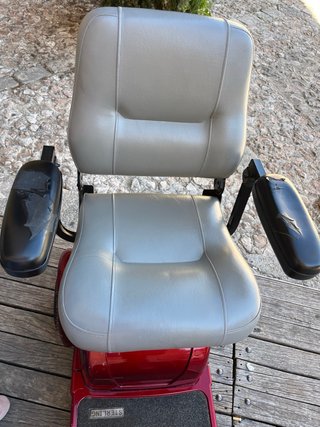 Scooter eléctrica para minusválidos