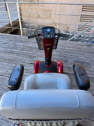 Scooter eléctrica para minusválidos