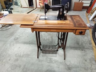 Máquina de coser Sigma antigua