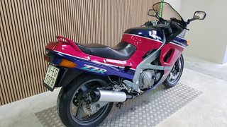 KAWASAKI ZZR 600