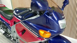 KAWASAKI ZZR 600