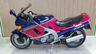 KAWASAKI ZZR 600