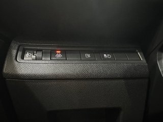 Peugeot 3008 1.6 PureTech Hybrid 225 Allure (2023)
