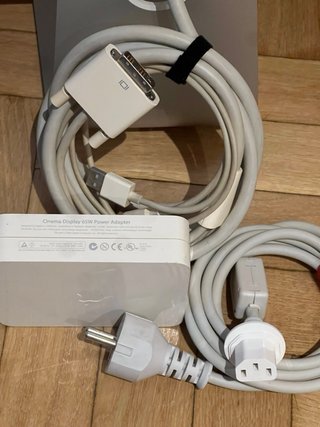 Apple Cinema Display 20"