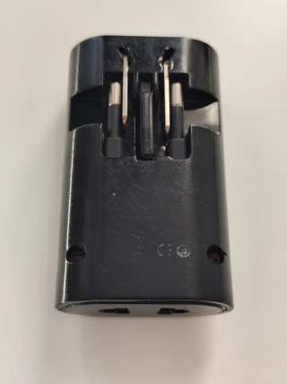 Adaptador Enchufe Universal Viaje MAYA