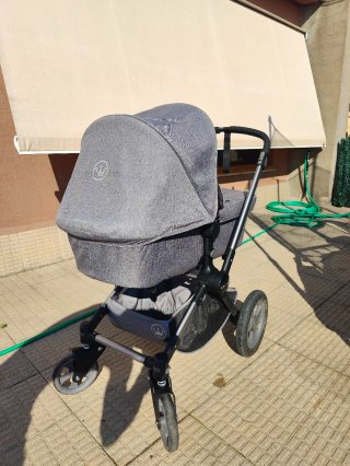 Cochecito bebé gris como nuevo