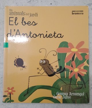 Libro infanfil El bes d'Antonieta