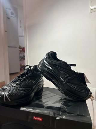 Nike x Supreme Zapatillas Negras Plata