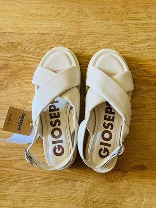 Sandalias Gioseppo mujer