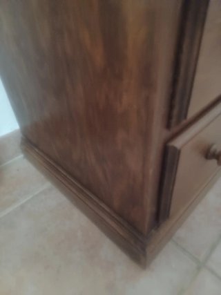 Cómoda de madera maciza