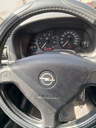 Opel Astra 2000