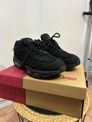 Nike x Levi's Air Max 95 Negras