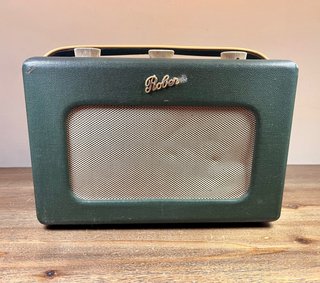 Antigua radio inglesa de colección Roberts RT1 60s