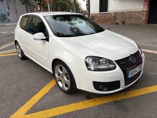 VW Golf GTI Mk5 2.0 TFSI 200cv 2007 todo de serie