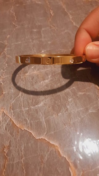 Pulsera tipo Cartier color Oro Y piedras