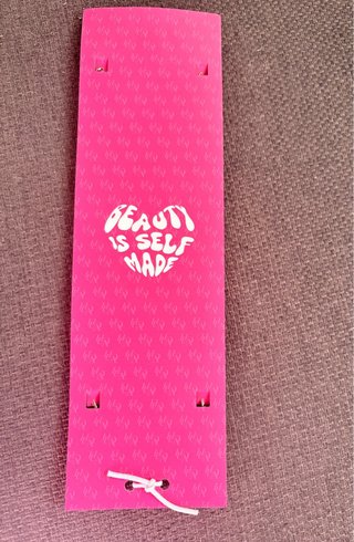 Llavero Charm Pata Perfume Plata