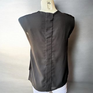 Blusa negra tejido fino