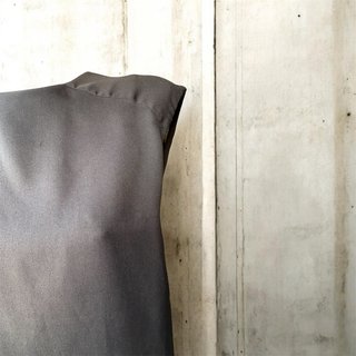 Blusa negra tejido fino