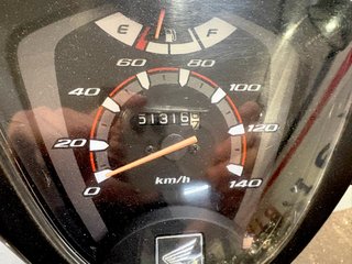 Honda Vision 110 Scooter Negra/Plata